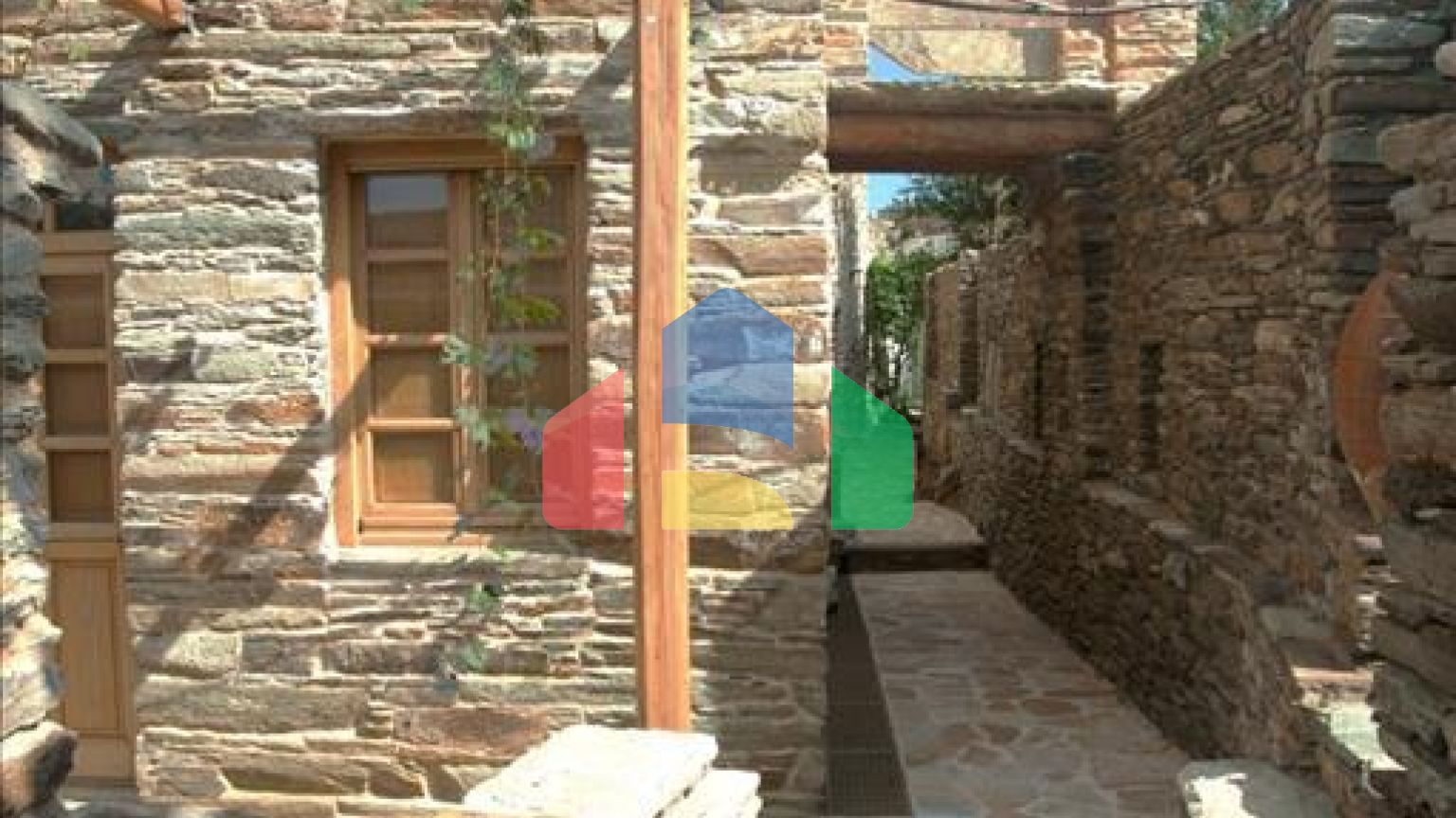 Продаж - Бізнес 1141 m² Кіклади