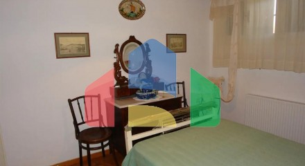 Продажа - Коттедж 180 m² Киклады