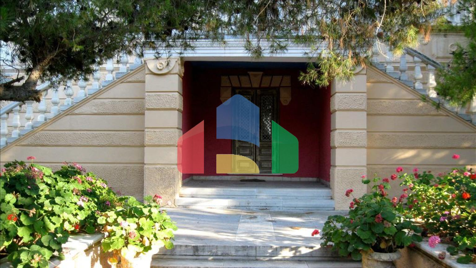 Продажа - Коттедж 220 m² Киклады