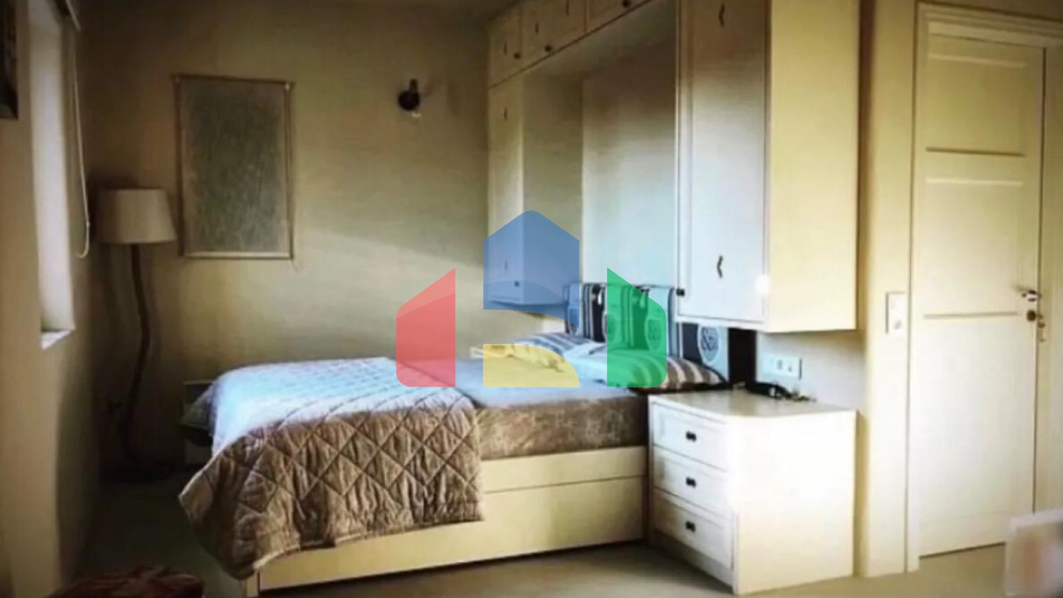 Продаж - Квартира 38 m² Кіклади