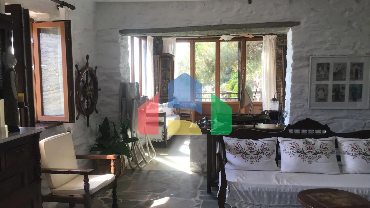 Продаж - Вілла 350 m² Кіклади