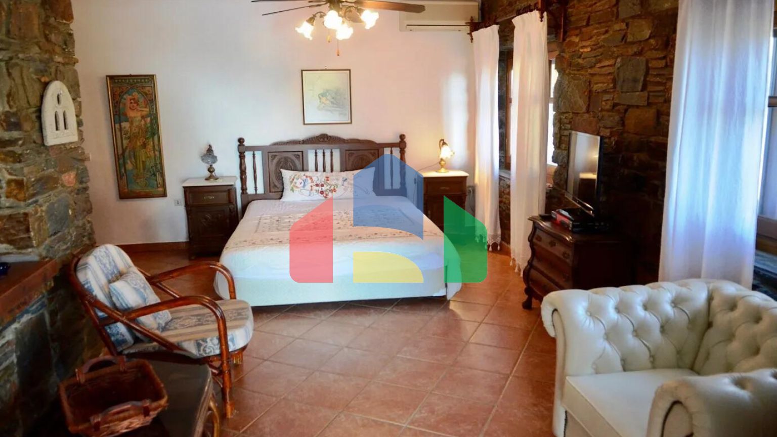 Продаж - Вілла 350 m² Кіклади