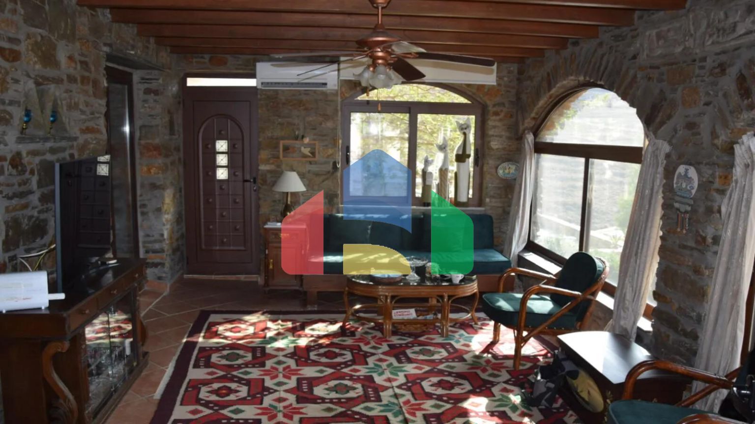 Продаж - Вілла 350 m² Кіклади