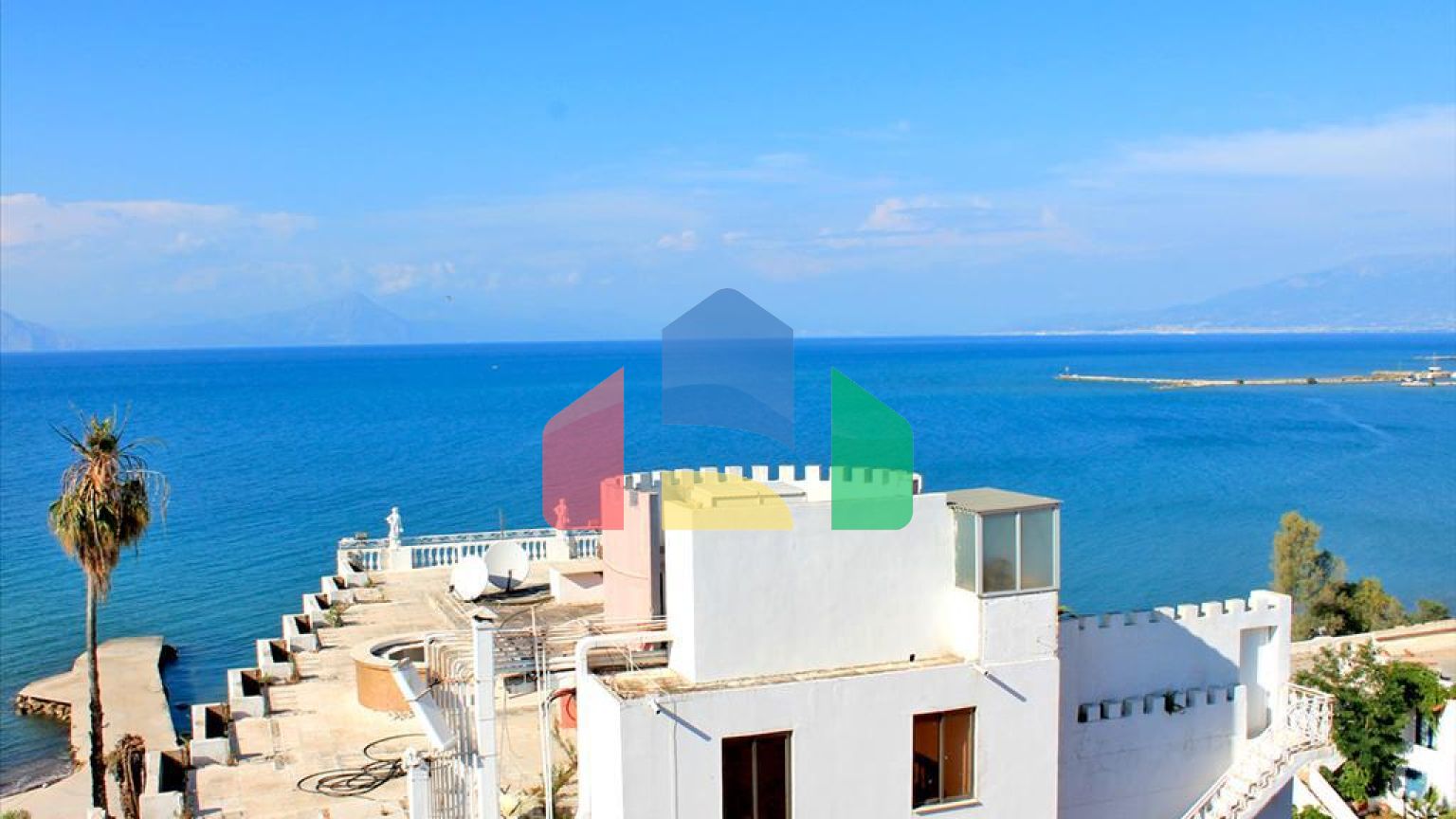 Продаж - Готель 2000 m² на західному Пелопоннесі