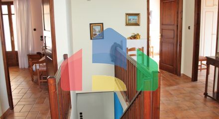 Продаж - Котедж 297 m² на західному Пелопоннесі Продаж - Котедж 297 m² на західному Пелопоннесі