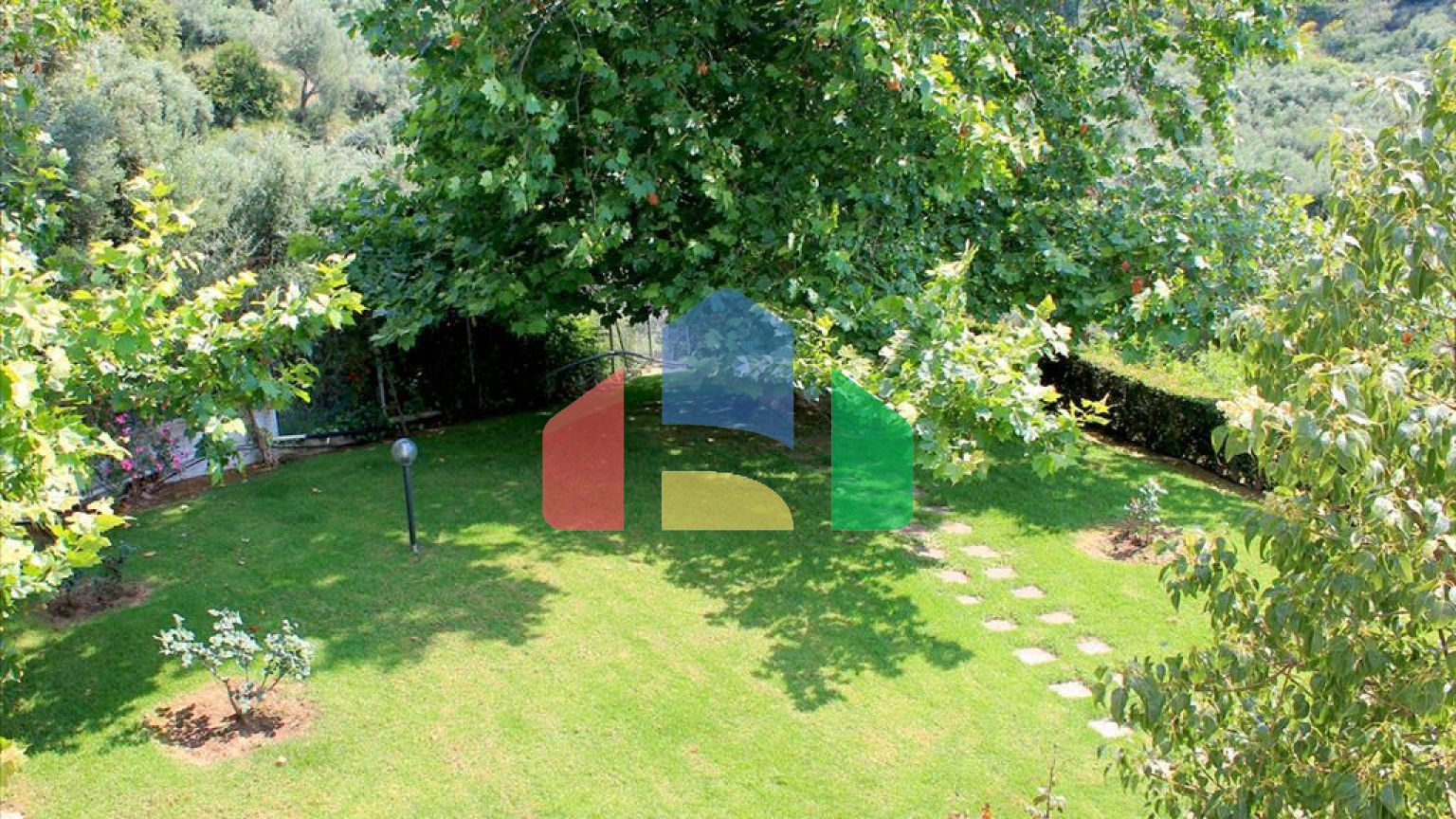 Продаж - Котедж 297 m² на західному Пелопоннесі