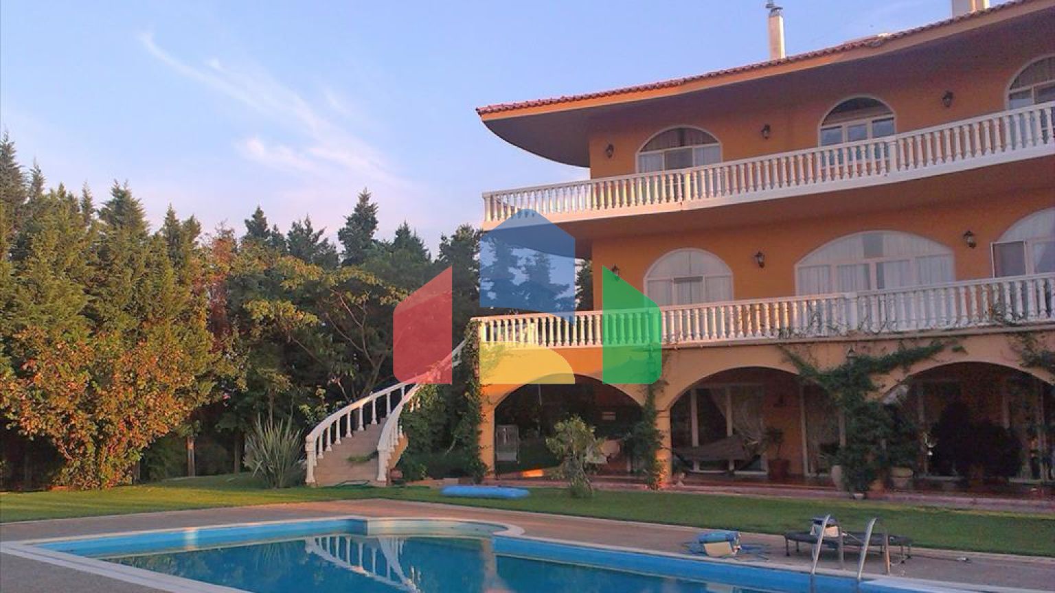 Продаж - Вілла 600 m² на західному Пелопоннесі