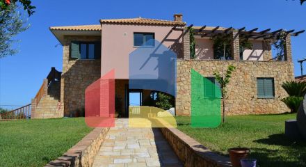 For Sale - Villa 600 m² in Western Peloponnese