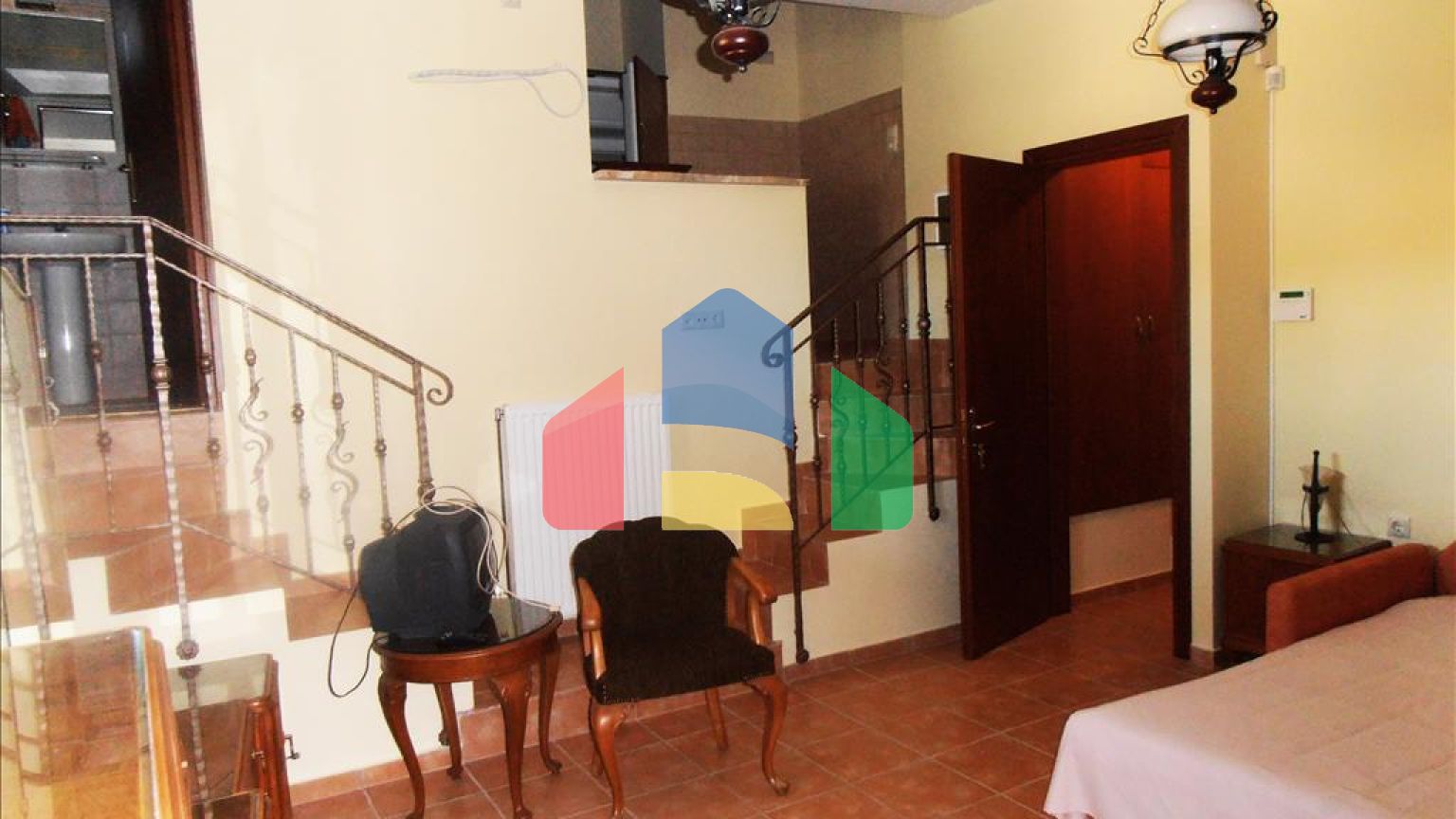 Продаж - Котедж 430 m² на західному Пелопоннесі