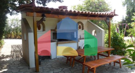 Продаж - Комплекс 332 m² на західному Пелопоннесі