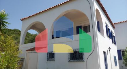 Продаж - Комплекс 332 m² на західному Пелопоннесі