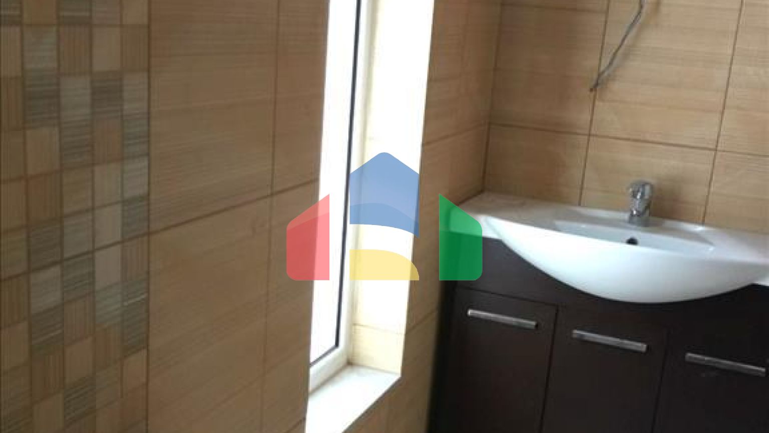 Продаж - Таунхаус 196 m² на східному Пелопоннесі