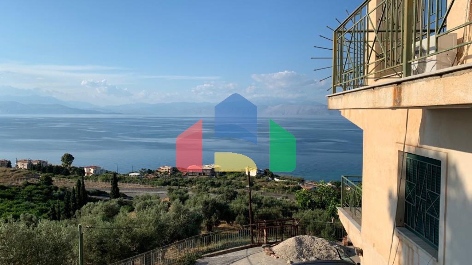 Продаж - Котедж 278 m² на східному Пелопоннесі