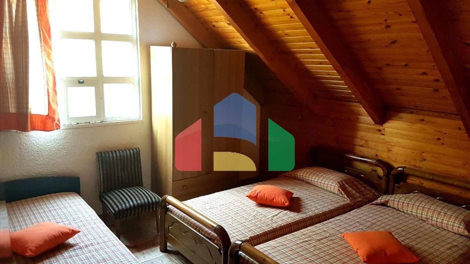 Продаж - Котедж 260 m² на східному Пелопоннесі