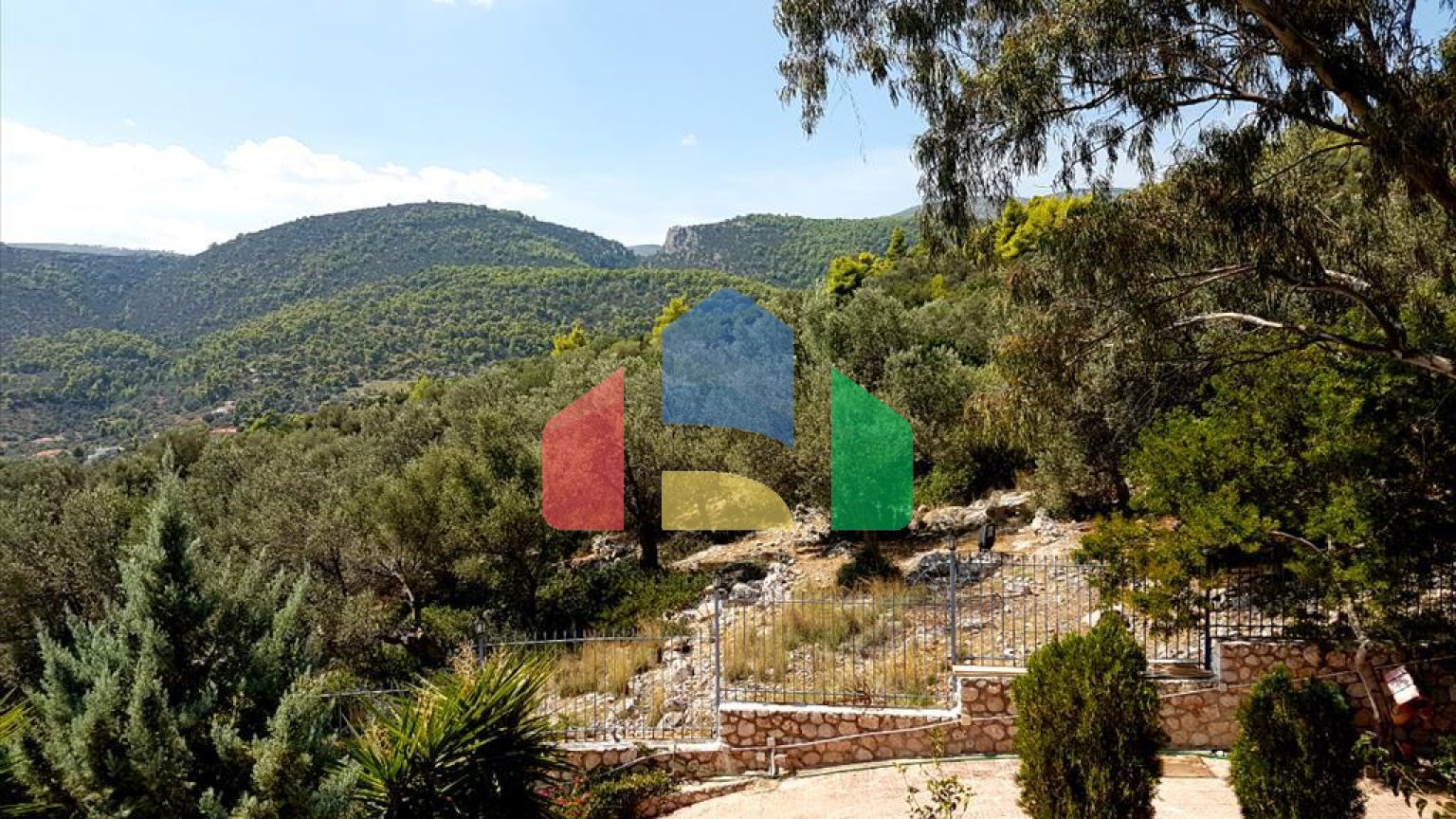 Продаж - Котедж 260 m² на східному Пелопоннесі