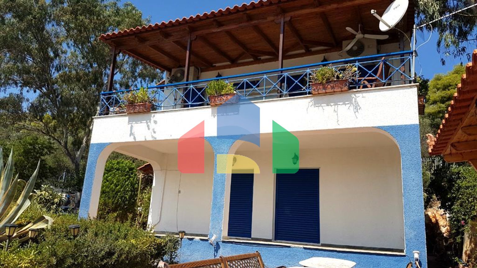 Продаж - Котедж 260 m² на східному Пелопоннесі