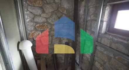 Продаж - Бізнес 360 m² на східному Пелопоннесі Продаж - Бізнес 360 m² на східному Пелопоннесі