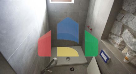 Продаж - Бізнес 360 m² на східному Пелопоннесі Продаж - Бізнес 360 m² на східному Пелопоннесі