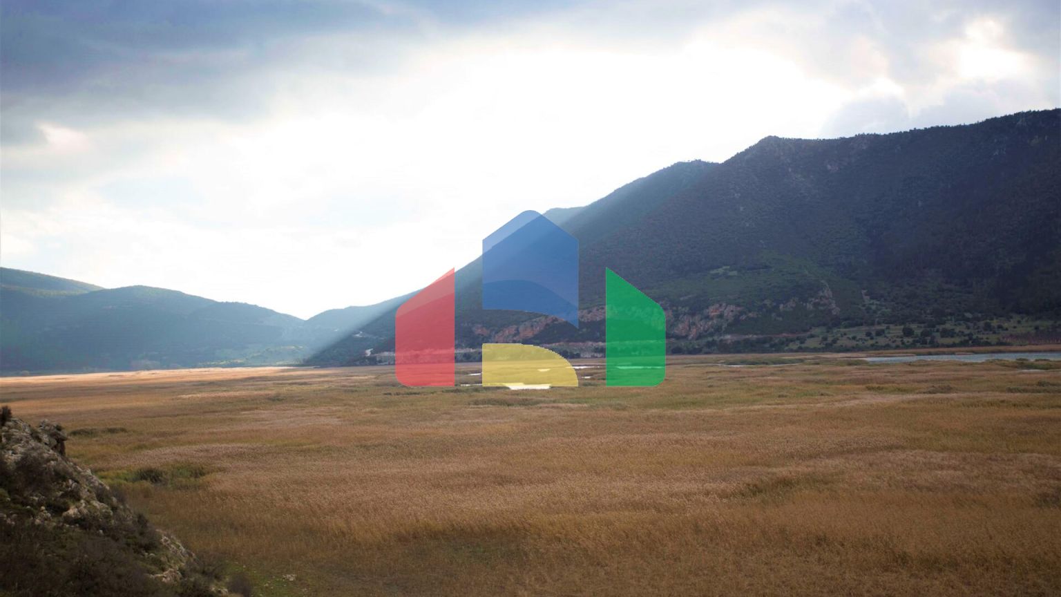 Продаж - Бізнес 360 m² на східному Пелопоннесі