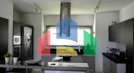 Продаж - Вілла 484 m² на східному Пелопоннесі