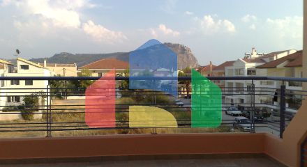 Продаж - Таунхаус 300 m² на східному Пелопоннесі