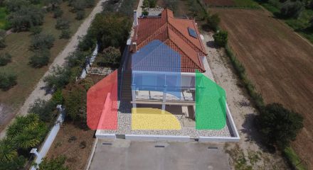 Продаж - Вілла 240 m² на східному Пелопоннесі