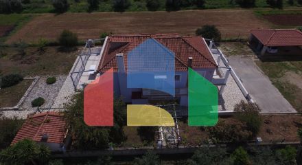 Продаж - Вілла 240 m² на східному Пелопоннесі