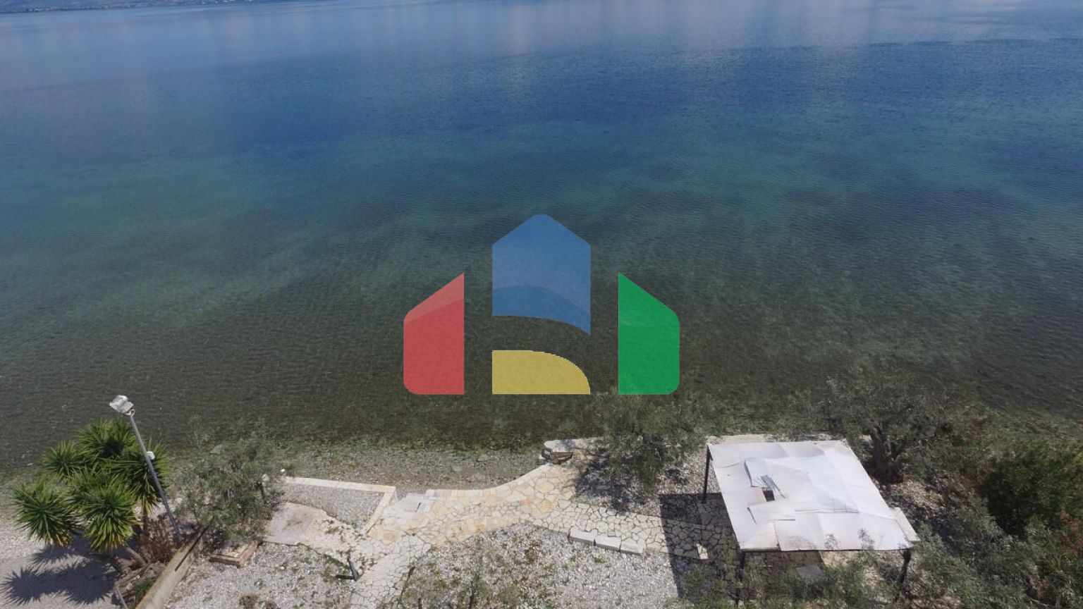 Продаж - Вілла 240 m² на східному Пелопоннесі