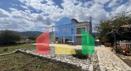 Продаж - Вілла 240 m² на східному Пелопоннесі