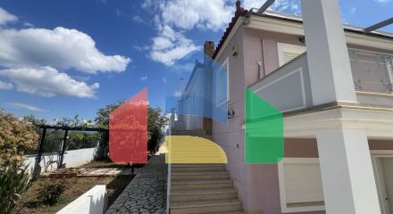 Продаж - Вілла 240 m² на східному Пелопоннесі