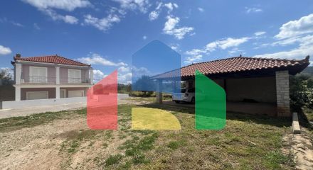Продаж - Вілла 240 m² на східному Пелопоннесі