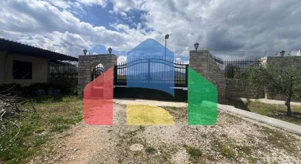 Продаж - Вілла 240 m² на східному Пелопоннесі