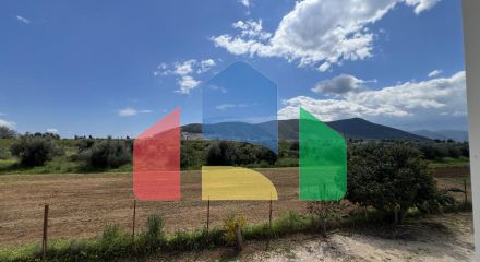 Продаж - Вілла 240 m² на східному Пелопоннесі