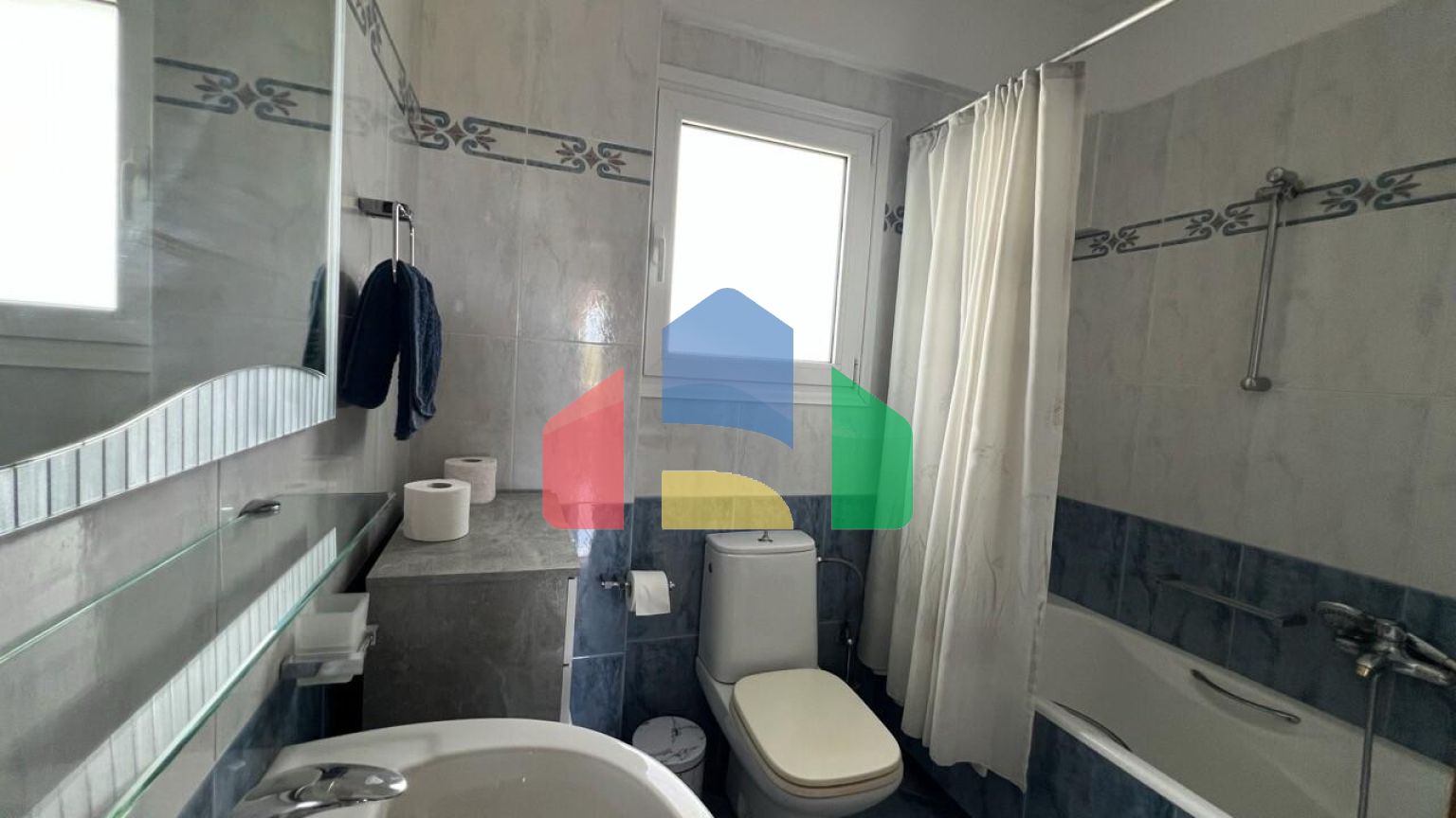 Продаж - Вілла 240 m² на східному Пелопоннесі