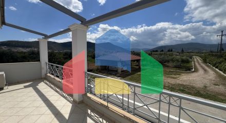 Продаж - Вілла 240 m² на східному Пелопоннесі