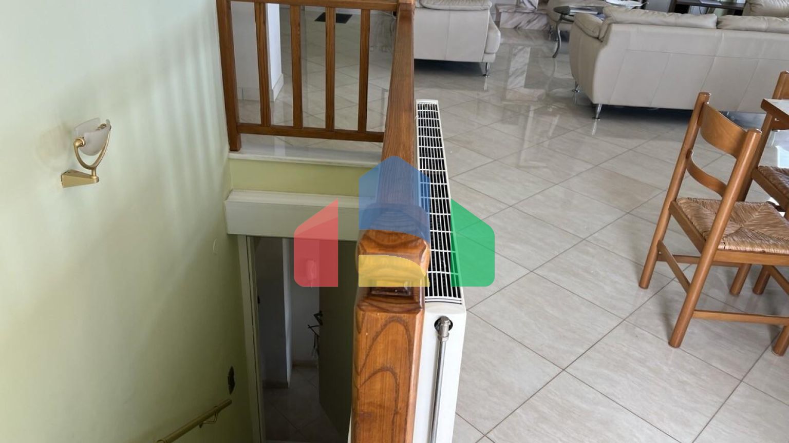 Продаж - Вілла 240 m² на східному Пелопоннесі