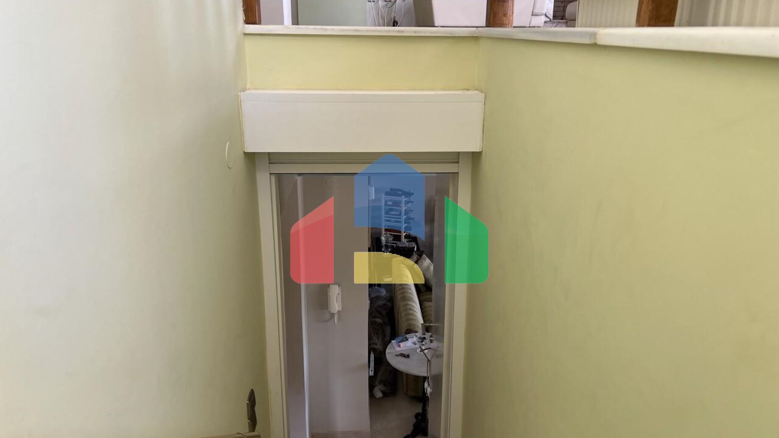 Продаж - Вілла 240 m² на східному Пелопоннесі