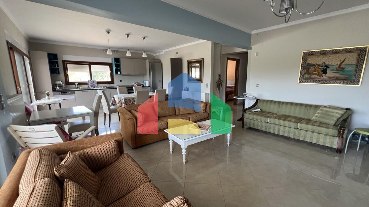 Продаж - Вілла 240 m² на східному Пелопоннесі