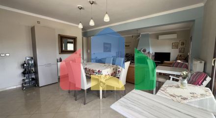 Продаж - Вілла 240 m² на східному Пелопоннесі