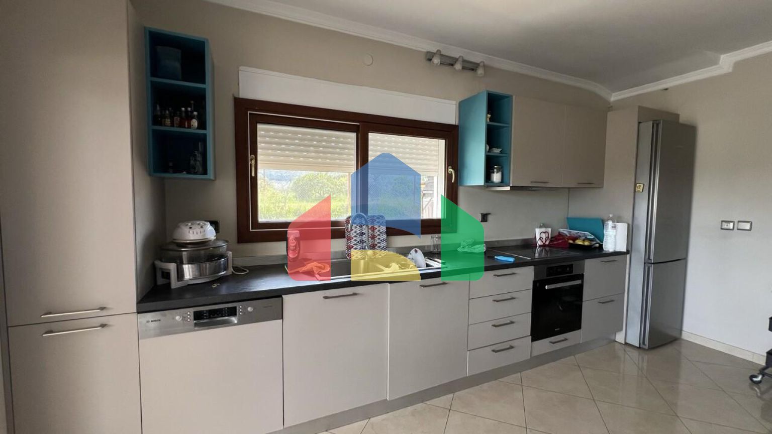 Продаж - Вілла 240 m² на східному Пелопоннесі