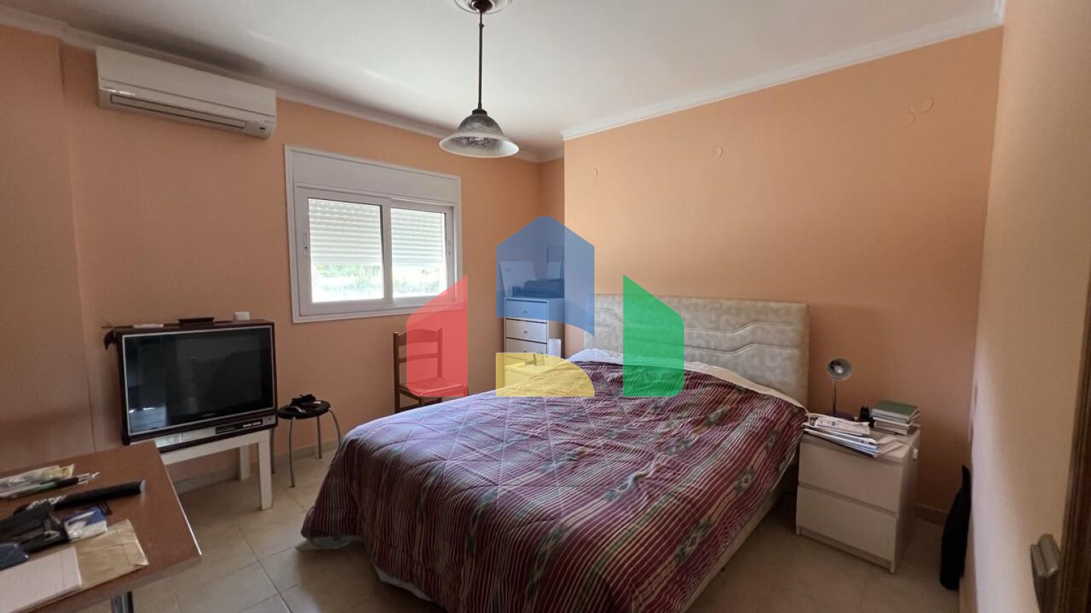 Продаж - Вілла 240 m² на східному Пелопоннесі