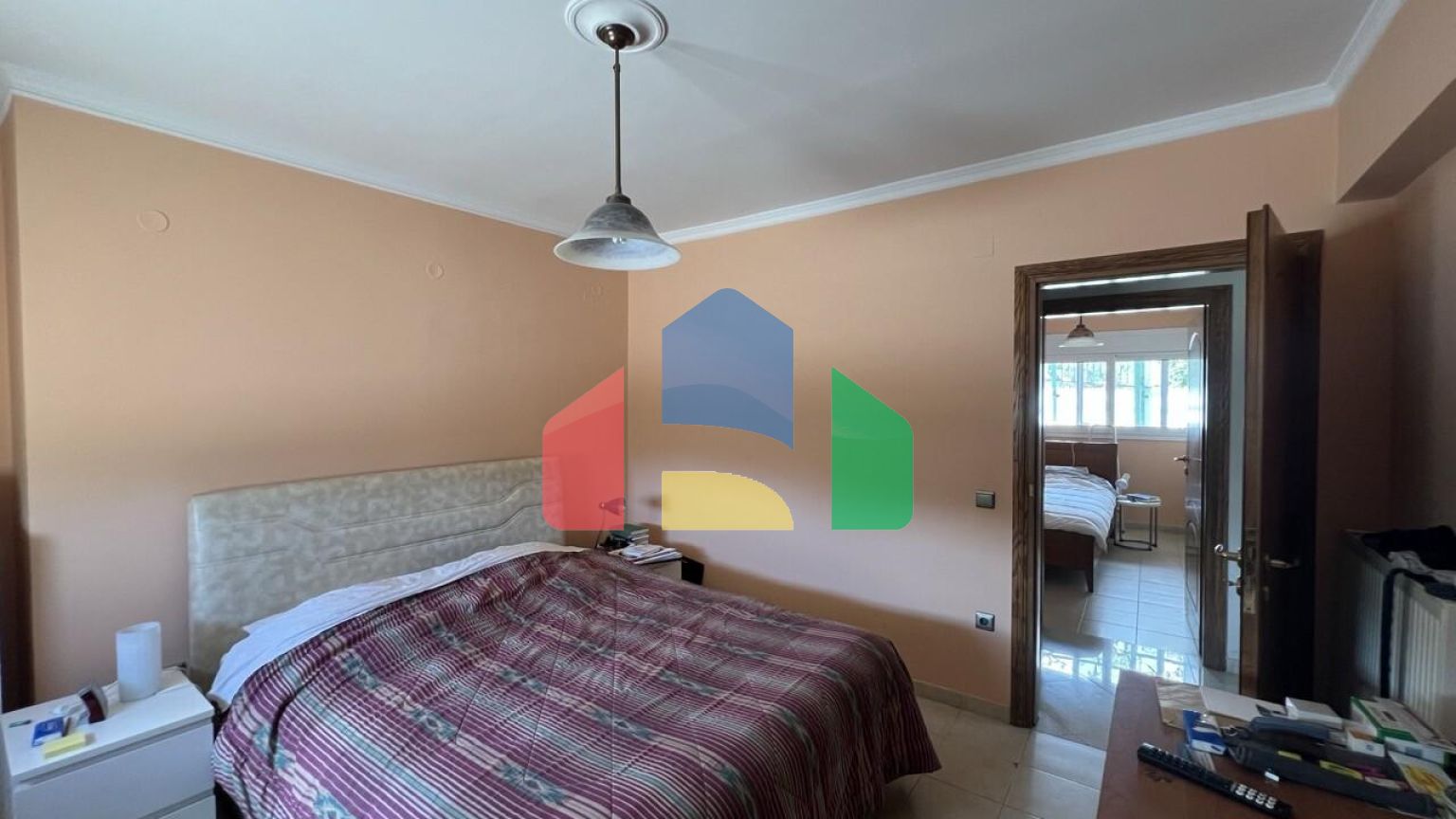 Продаж - Вілла 240 m² на східному Пелопоннесі