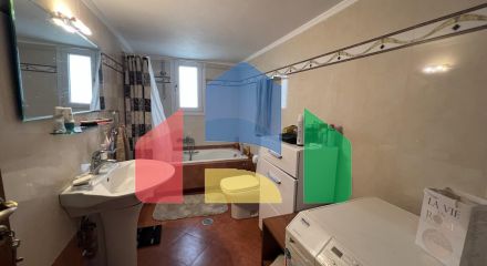 Продаж - Вілла 240 m² на східному Пелопоннесі