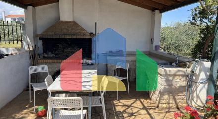 Продаж - Вілла 240 m² на східному Пелопоннесі