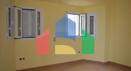 Продажа - Здание 1000 m² на Восточном Пелопоннесе