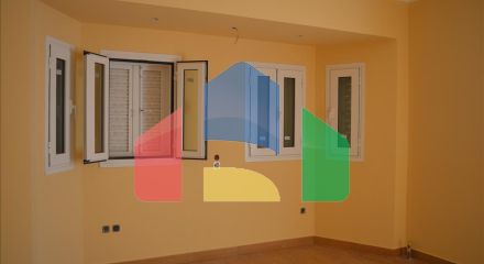 Продажа - Здание 1000 m² на Восточном Пелопоннесе