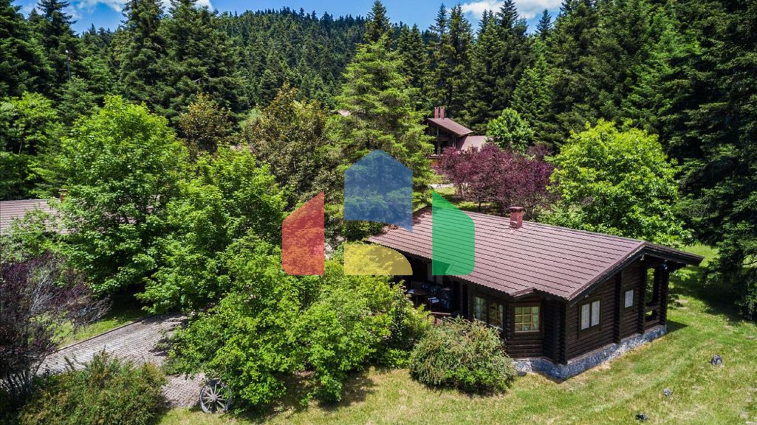 Продаж - Готель 1325 m² на східному Пелопоннесі