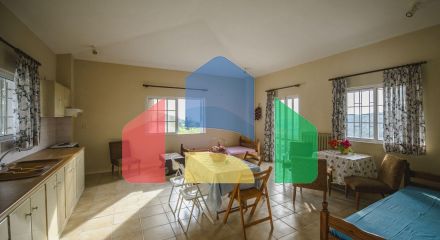 Продаж - Будівля 240 m² на східному Пелопоннесі