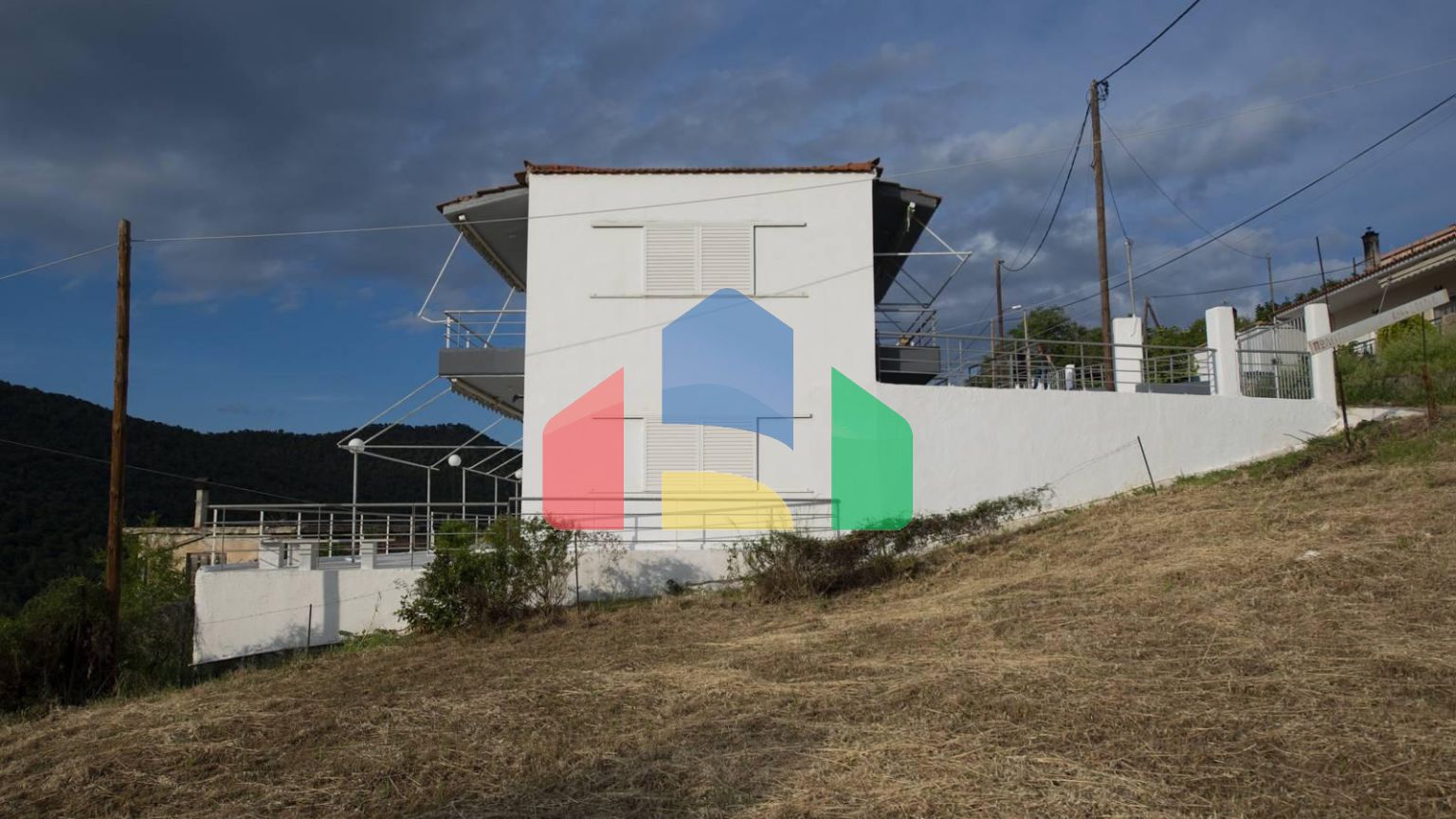 Продажа - Здание 240 m² на Восточном Пелопоннесе