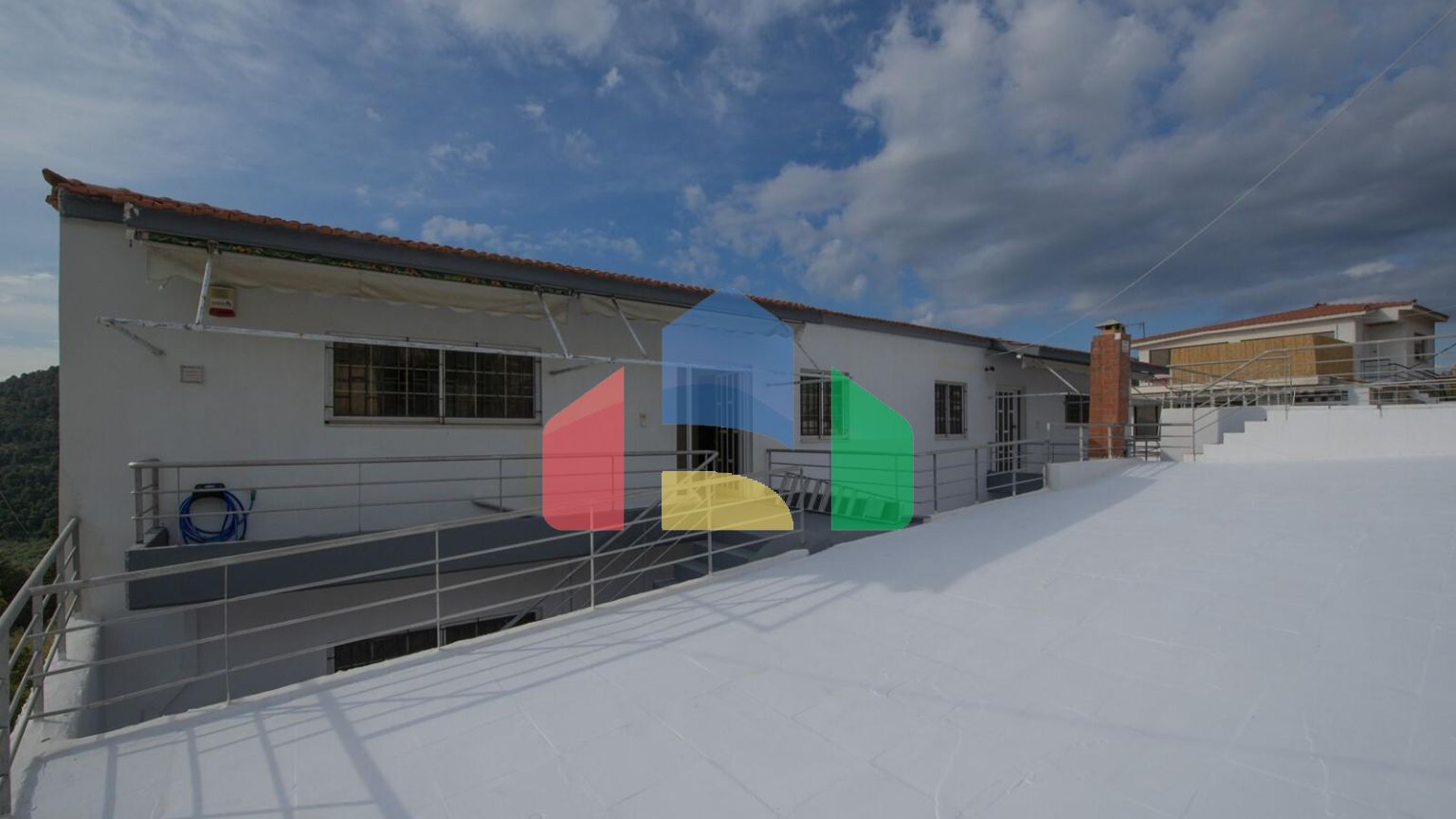 Продажа - Здание 240 m² на Восточном Пелопоннесе